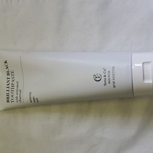 Terra & Co Brilliant Black Toothpaste